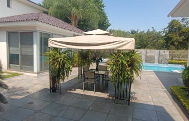 Vendo Casa Urb. Ribera del Batán Amoblada