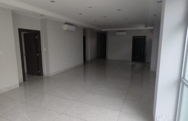 Dpto. de Estreno en la Urbanización Velero del Rio