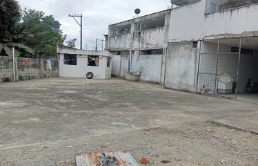 ¡Locales Comerciales en Venta o Arriendo! 🏬🚗Ubicación Estratégica: Vía a Atacames, en una zona de alto tráfico y visibilidad.