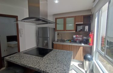 En renta departamento moderno Duplex amoblado Bellavista