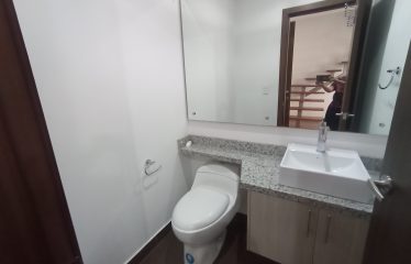 En renta departamento moderno Duplex amoblado Bellavista