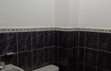 Oficina Comercial de Renta en el Sector de la Colón con todos los Servicios!!!