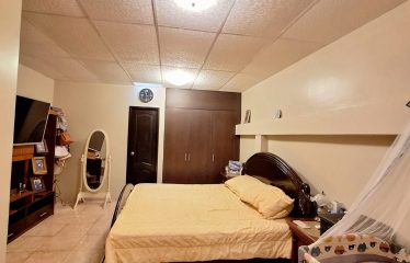 Amplia casa en venta, Urdenor