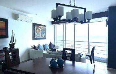 DEPARTAMENTO EN VENTA/ALQUILER CON VISTA AL MAR EN MALECÓN DE SALINAS