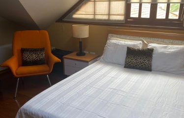 Alquilo habitación amueblada en la puntilla ideal para estudiantes UEES