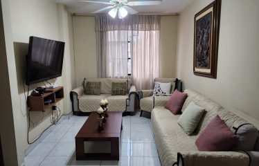 SE ALQUILA EN PORTOVIEJO CASA DE 2 PISOS AMUEBLADA O SIN AMUEBLAR EN URBANIZACION SECTOR NORTE DE PORTOVIEJO ,ENTORNO SEGURO Y TRANQUILO.