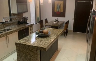 VENDO HERMOSA CASA EN SAMBORONDON PRIMEROS KMS