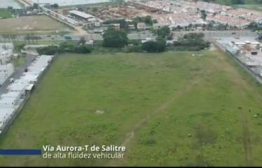 Se vende terreno de 35 hectáreas, al pie de la vía Salitre, entre Málaga y Arboletta.