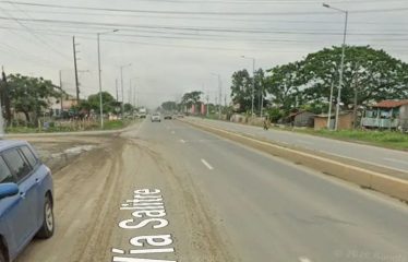 Se vende al pie de la vía Salitre, frente a urb. Arboleta, terreno rellenado 10.000 m2, a $230 x m2.