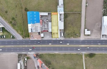 Renta Local Comercial/galpón – Bodega Peguche Panamericana E35