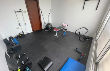 VENDO HERMOSA CASA EN SAMBORONDON URBANIZACION LA LAGUNA