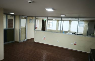 Oficina remodelada – sector 12 de Octubre