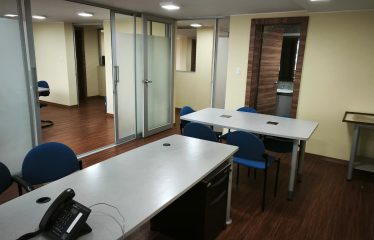Oficina remodelada – sector 12 de Octubre