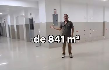 Se vende propiedad de 841 m2 para oficinas o consultorios en la ciudadela Bolivariana.