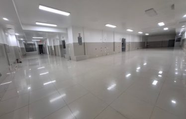 Se vende propiedad de 841 m2 para oficinas o consultorios en la ciudadela Bolivariana.